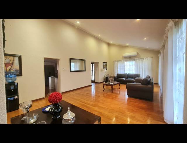 4 BEDROOM HOUSE FOR SALE IN KLIPDAM